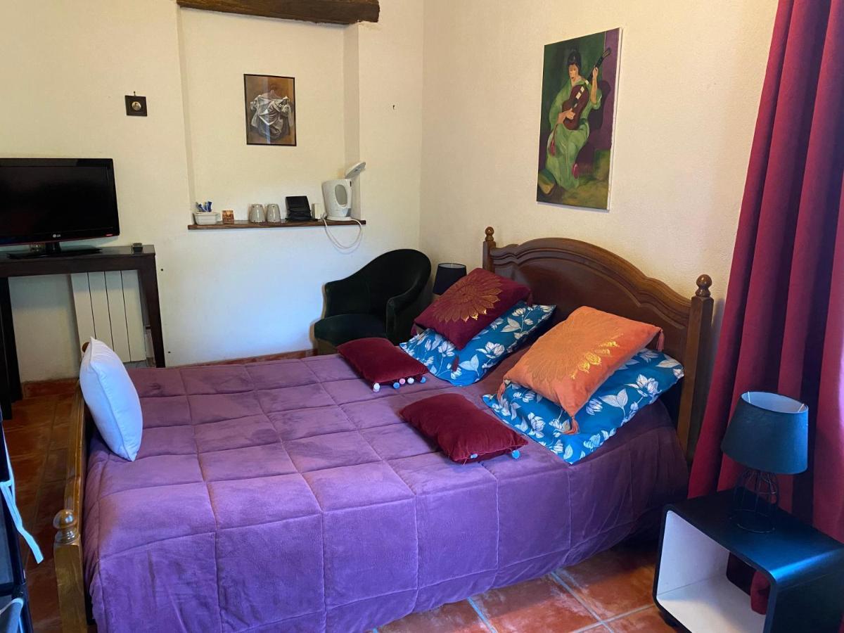 La Tuilerie 1860 Bed & Breakfast Biaudos Екстериор снимка