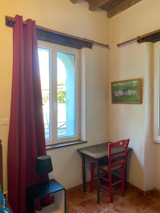 La Tuilerie 1860 Bed & Breakfast Biaudos Екстериор снимка