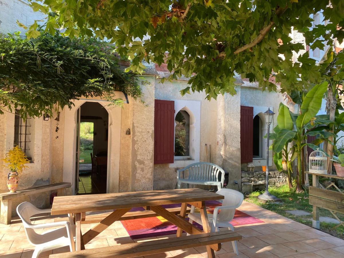La Tuilerie 1860 Bed & Breakfast Biaudos Екстериор снимка